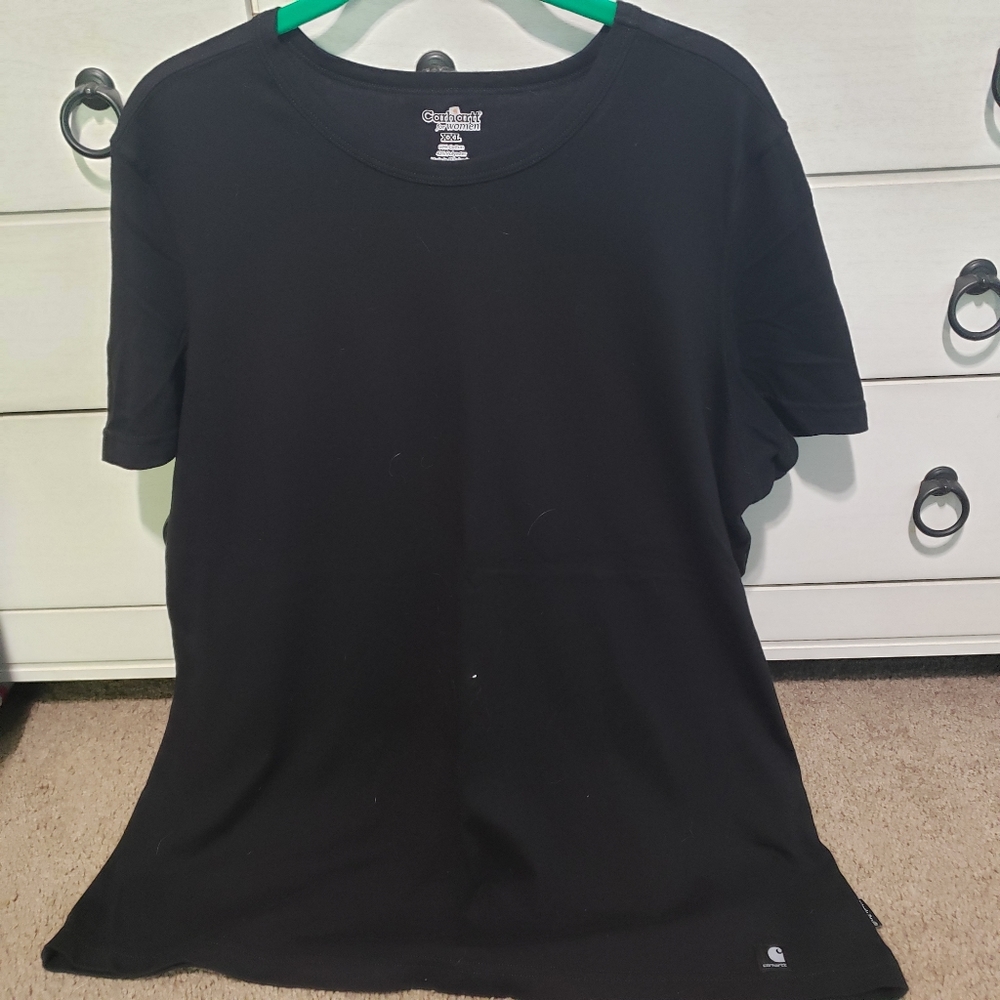 black carhartt tshirt